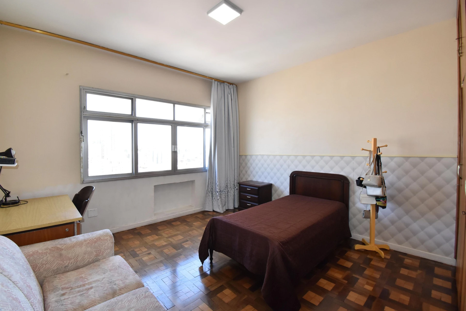 Bañera y 3 dormitorios: departamento de 219 m² — photo 24