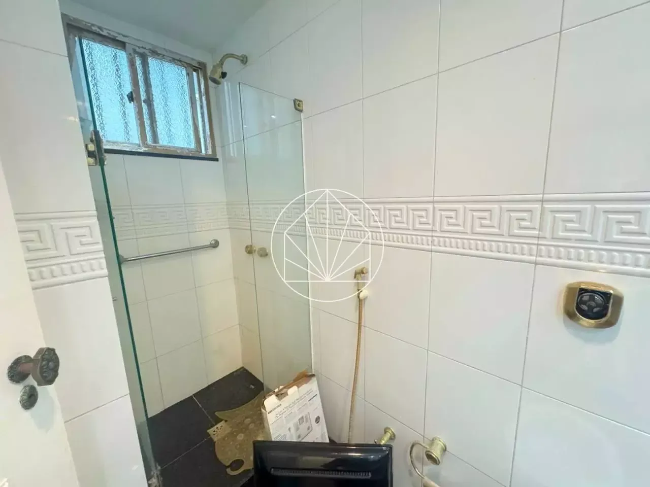 Apartamento de 3 quartos com cozinha fechada e 210 m² — photo 23