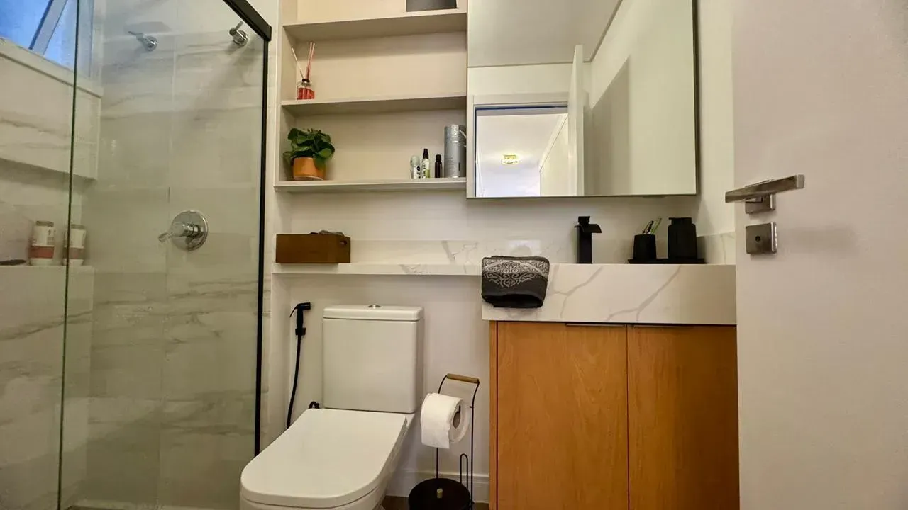 Furnished 2-bedroom apartment with 1 parking spot — photo 4