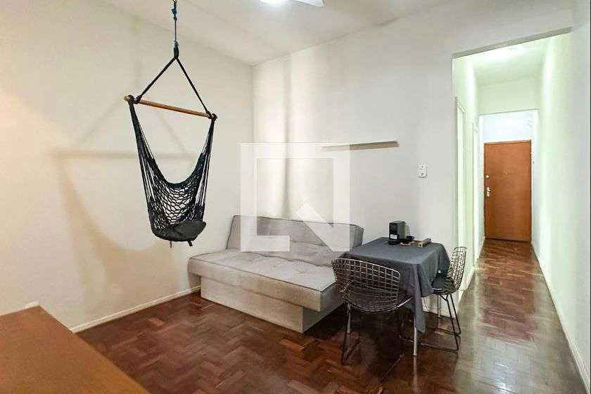 Furnished 40 m² apartment with 1 bedroom and 1 bathroom — photo 9
