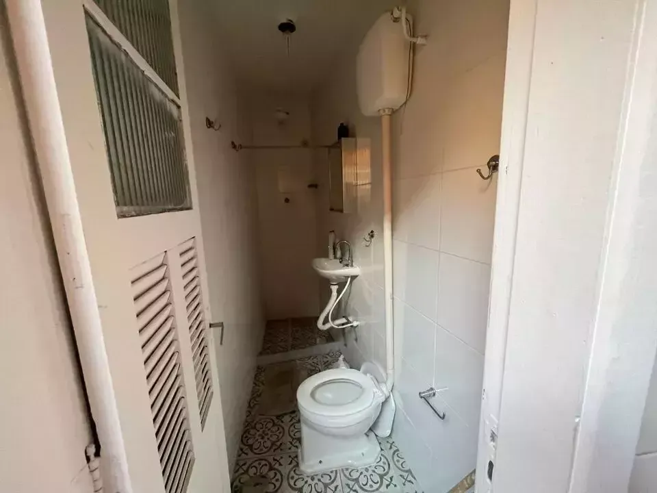 House with 3 bedrooms and a gas stove — photo 9
