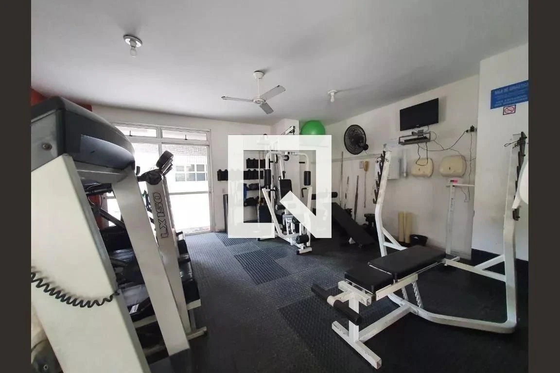 4-bedroom apartment in a building with a sauna — photo 55