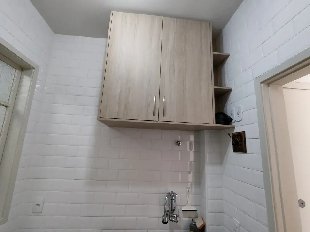 1-bedroom apartment with 2 bathrooms and closed kitchen — photo 10