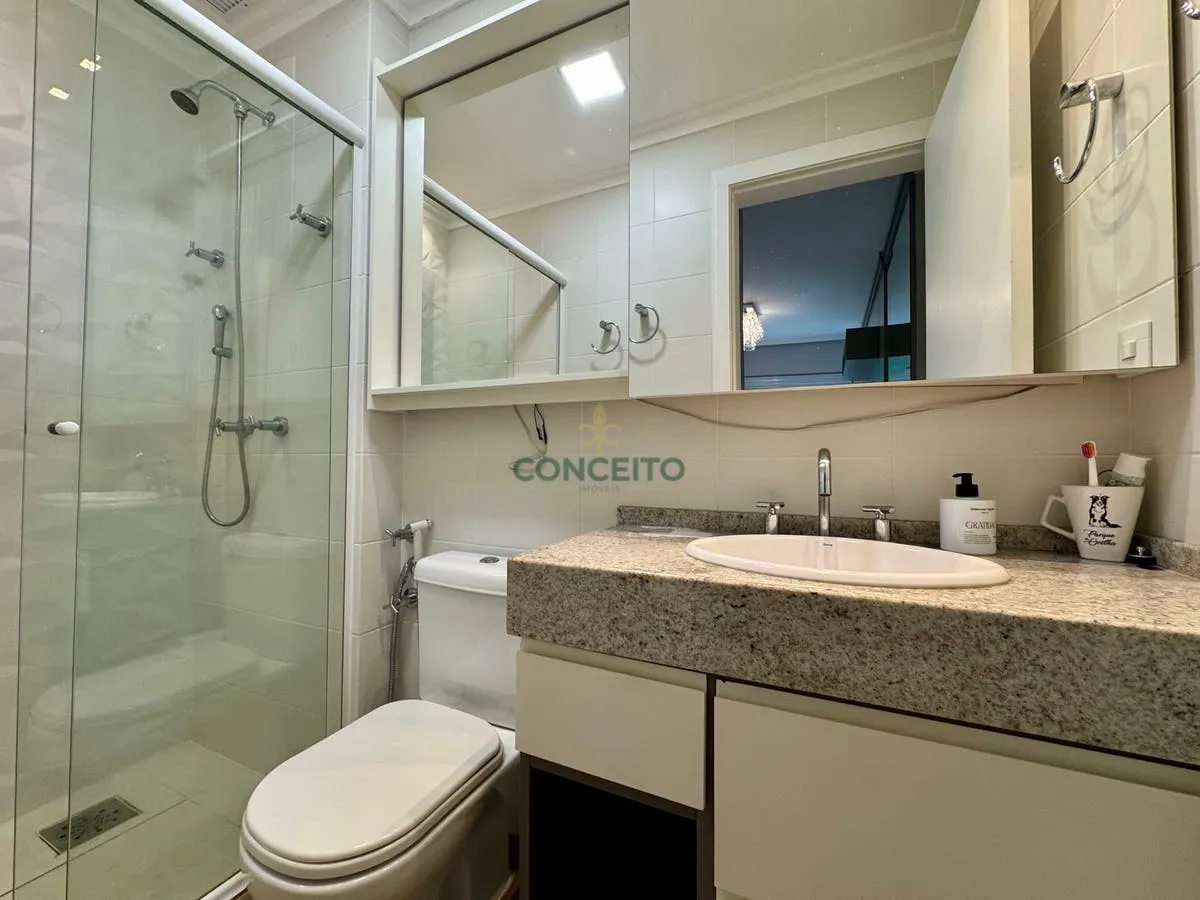 Glass-enclosed balcony in a 2-bedroom apartment, 74 m² — photo 28