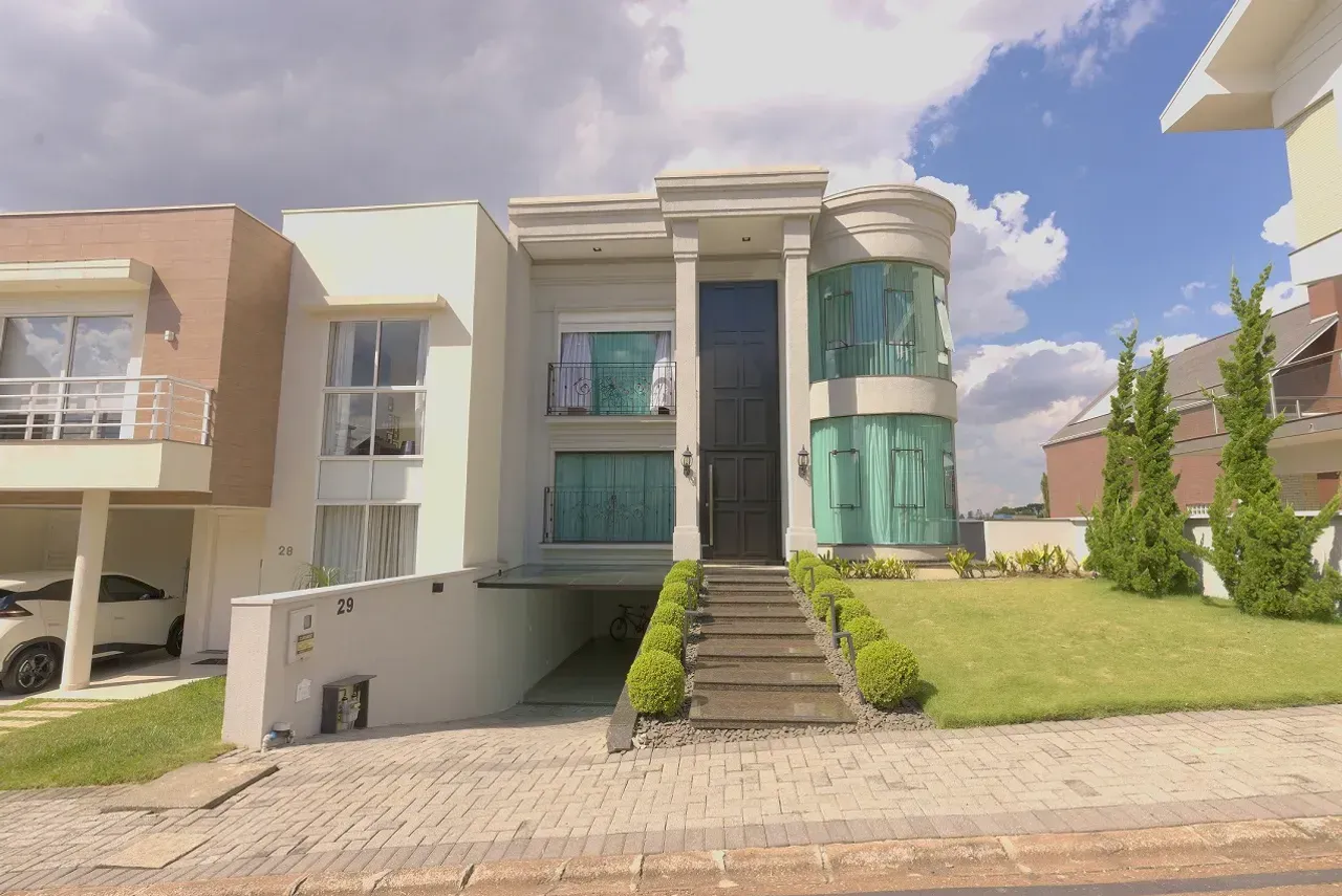 Furnished house with 3 bedrooms and open-plan kitchen