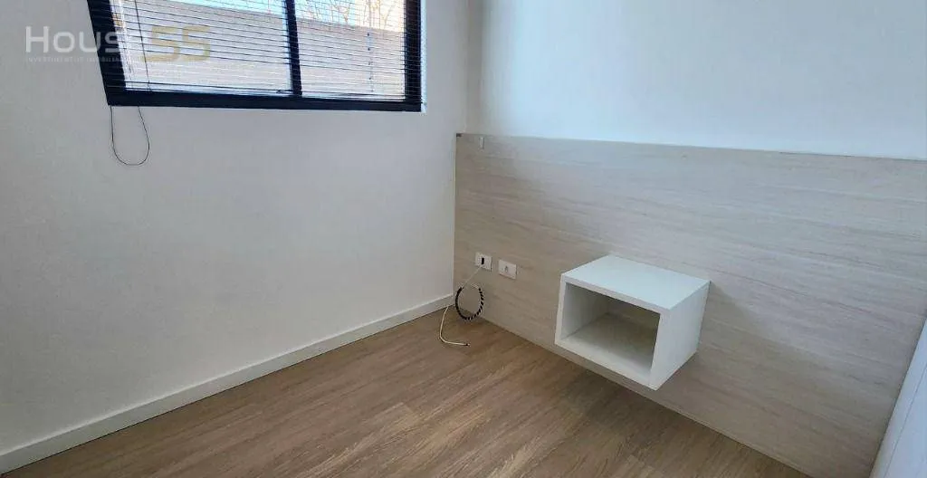 Apartment with balcony, 1 en-suite and 115 m², 2 parking — photo 23