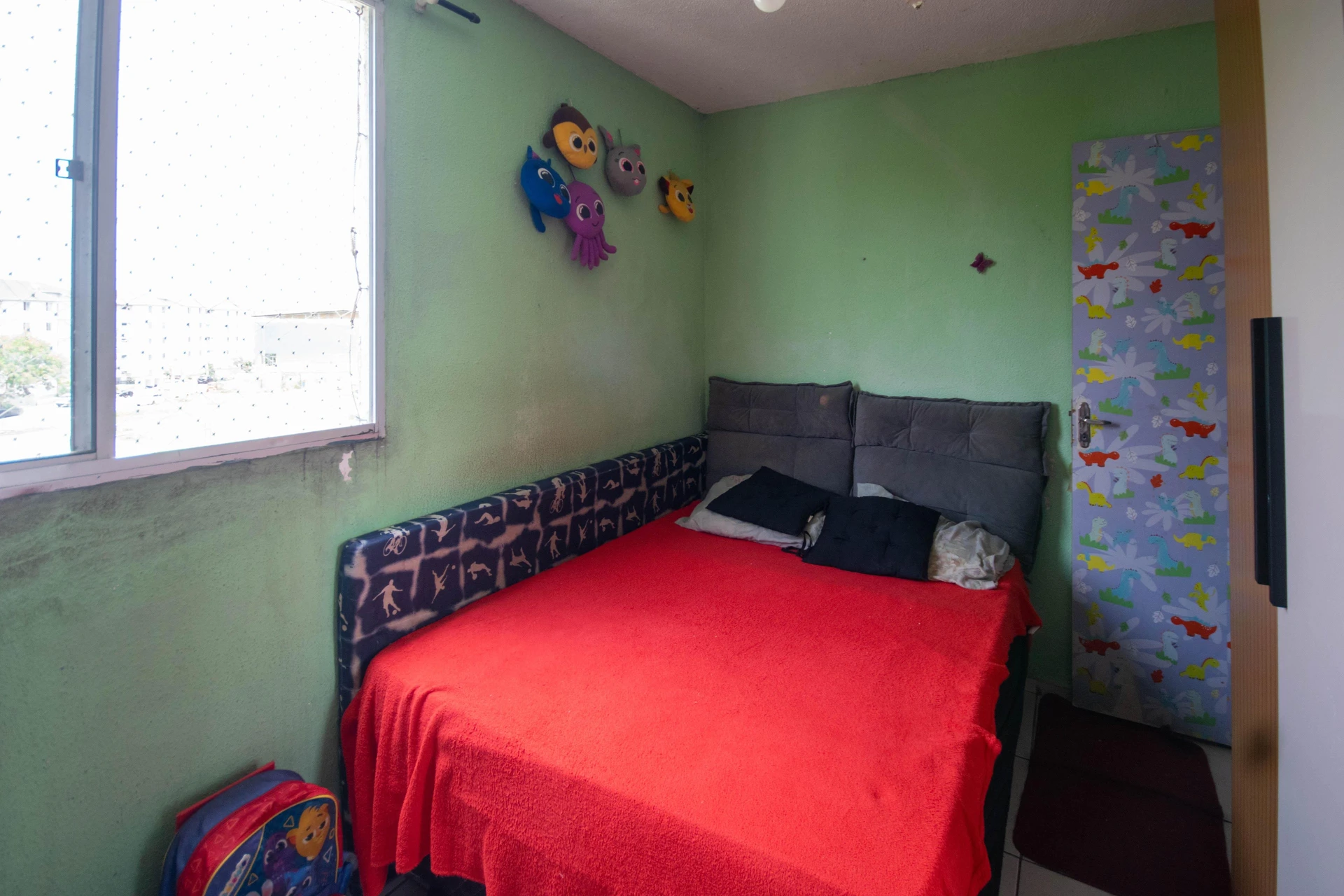 Furnished 2-bedroom apartment with 1 bathroom — photo 21
