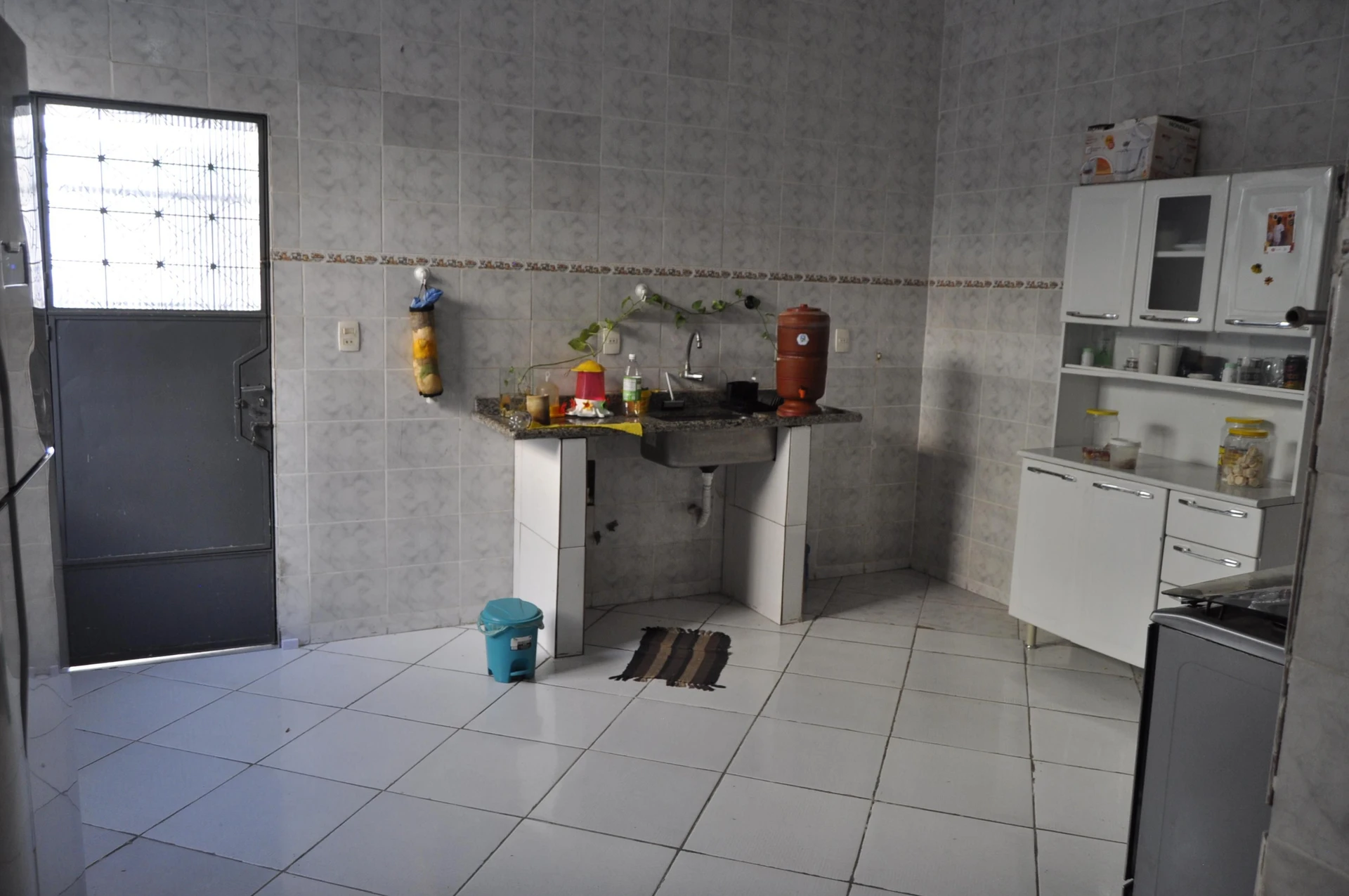 Rental house with 6 bedrooms and 4 bathrooms — photo 13