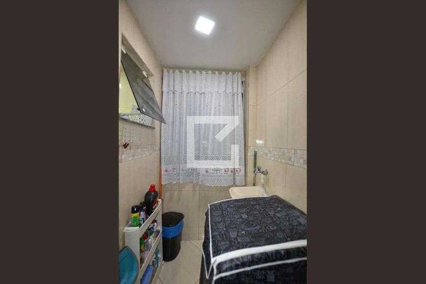 Furnished apartment with 2 bedrooms and a balcony — photo 25
