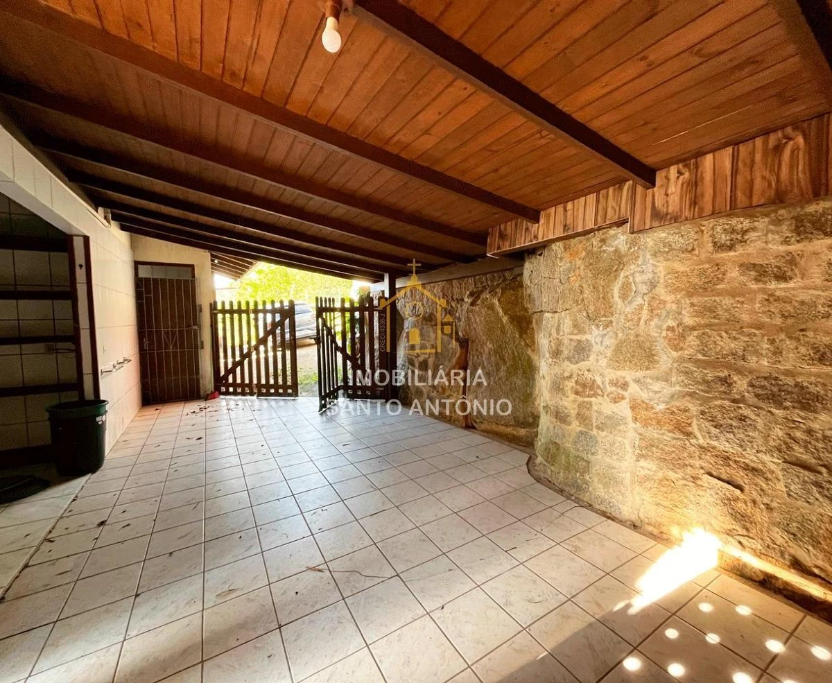 3-bedroom house with a water view in Florianópolis — photo 44