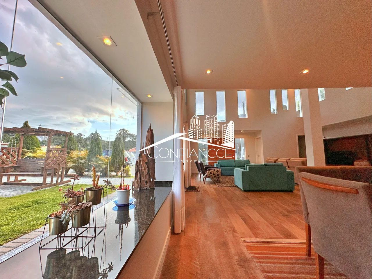 House with 4 bedrooms, 3 bathrooms and 6 parking — photo 9