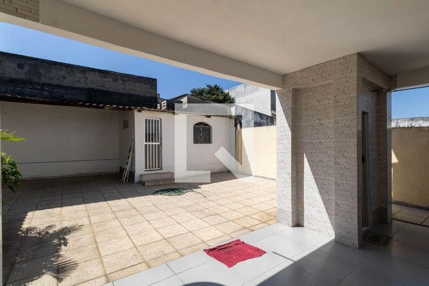 Rental house with 3 bedrooms and private garden — photo 33