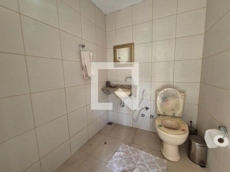 Furnished house, 400 m², with a glass-enclosed balcony — photo 49