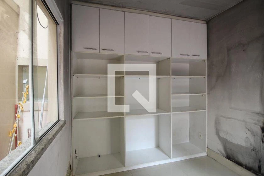 House, 475 m², with floor-to-ceiling windows — photo 34