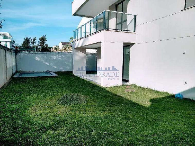 366 m² house with 3 bedrooms and a balcony — photo 10