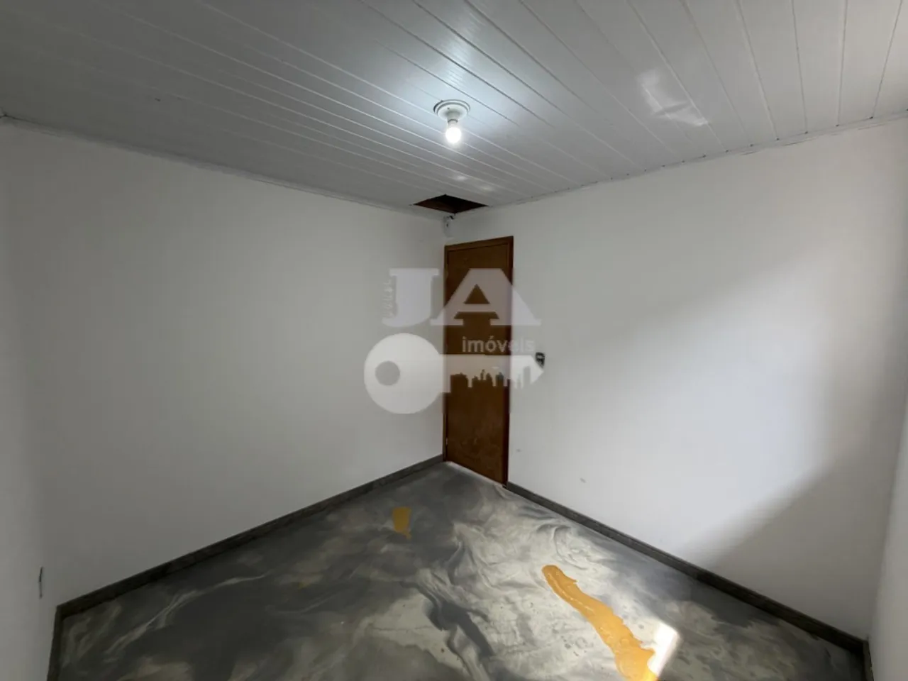2-bedroom house with a grill on the balcony in Curitiba — photo 17