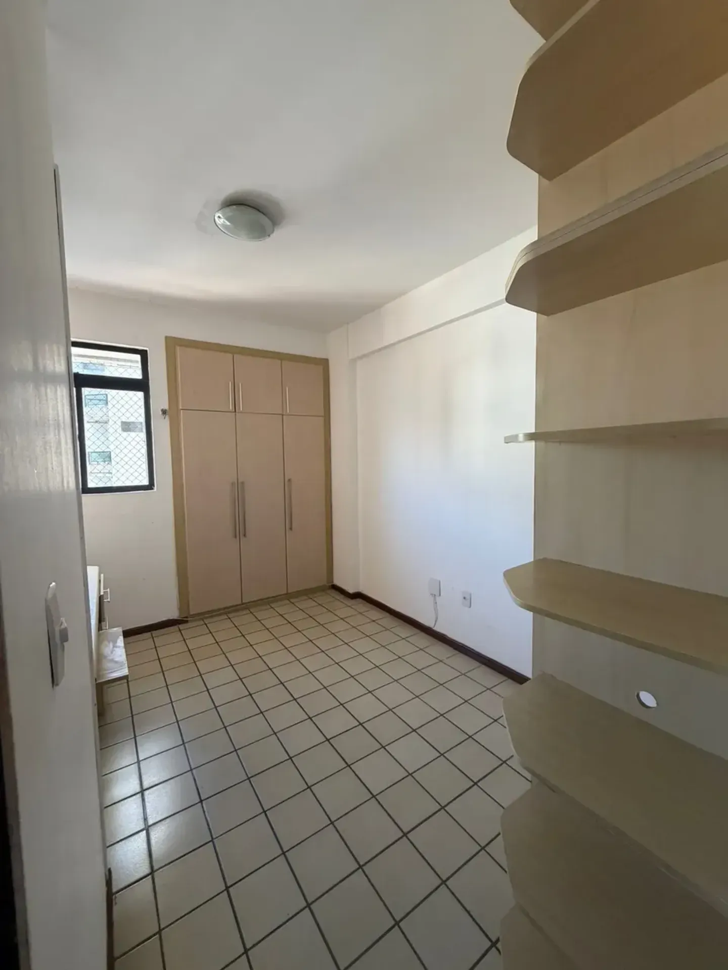 Квартира 110 м² з 3 спальнями та балконом — photo 13