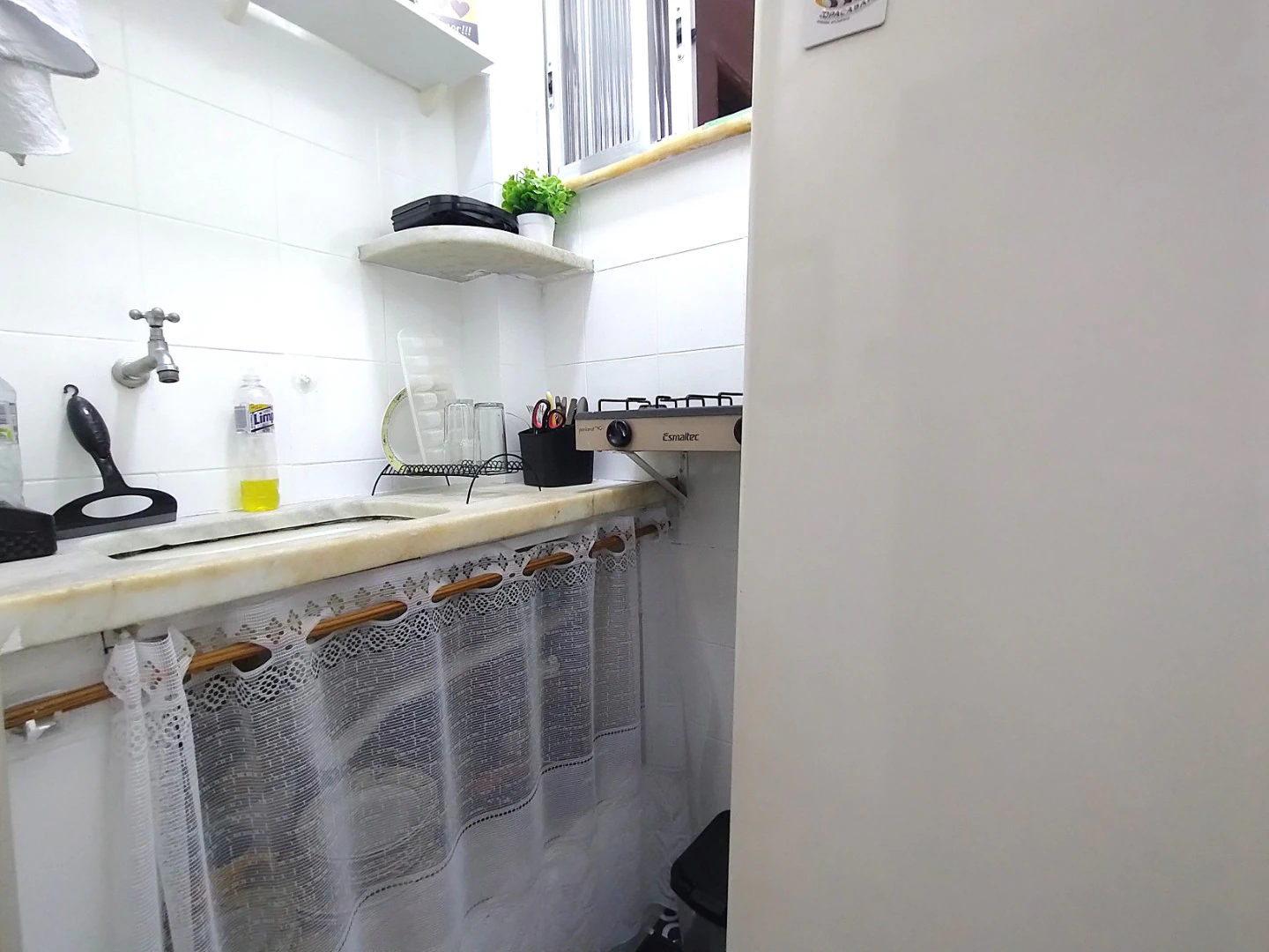 Furnished studio of 22 m² with bedroom and living space — photo 2