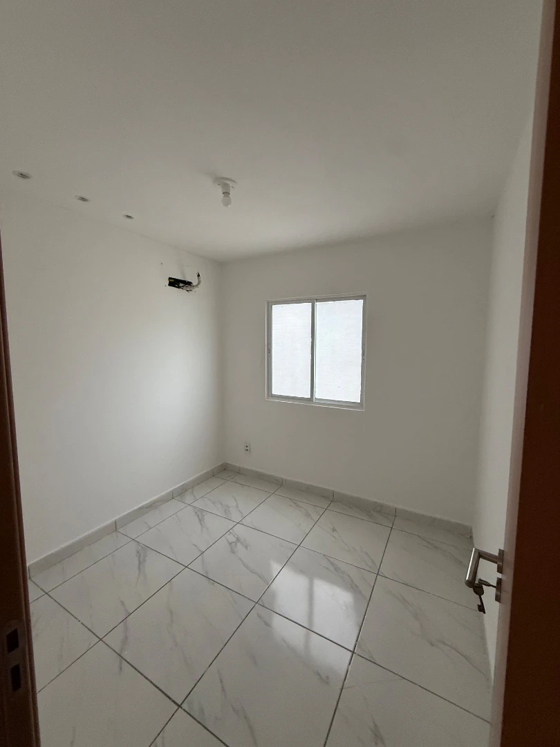 3-bedroom apartment with open-plan kitchen — photo 12