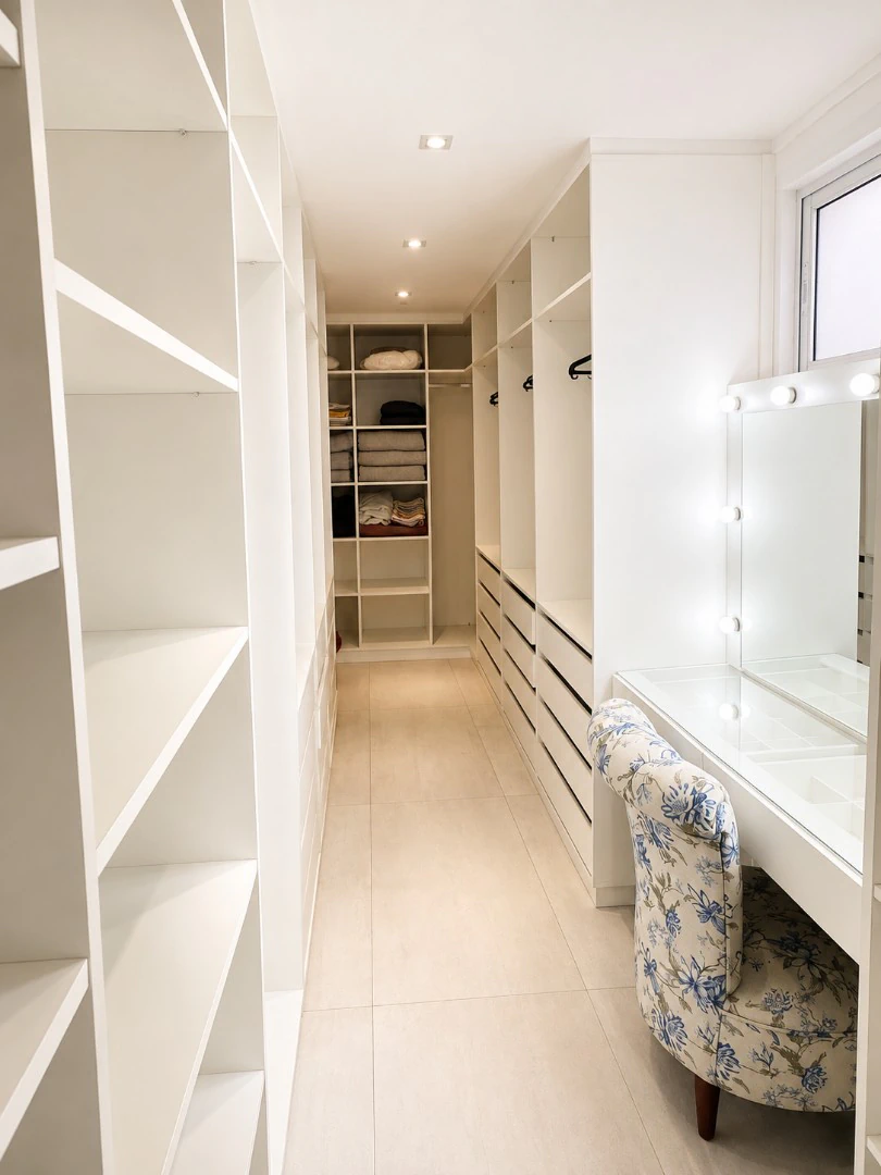 Condominium house with 5 en-suite bedrooms and 480 m² — photo 4