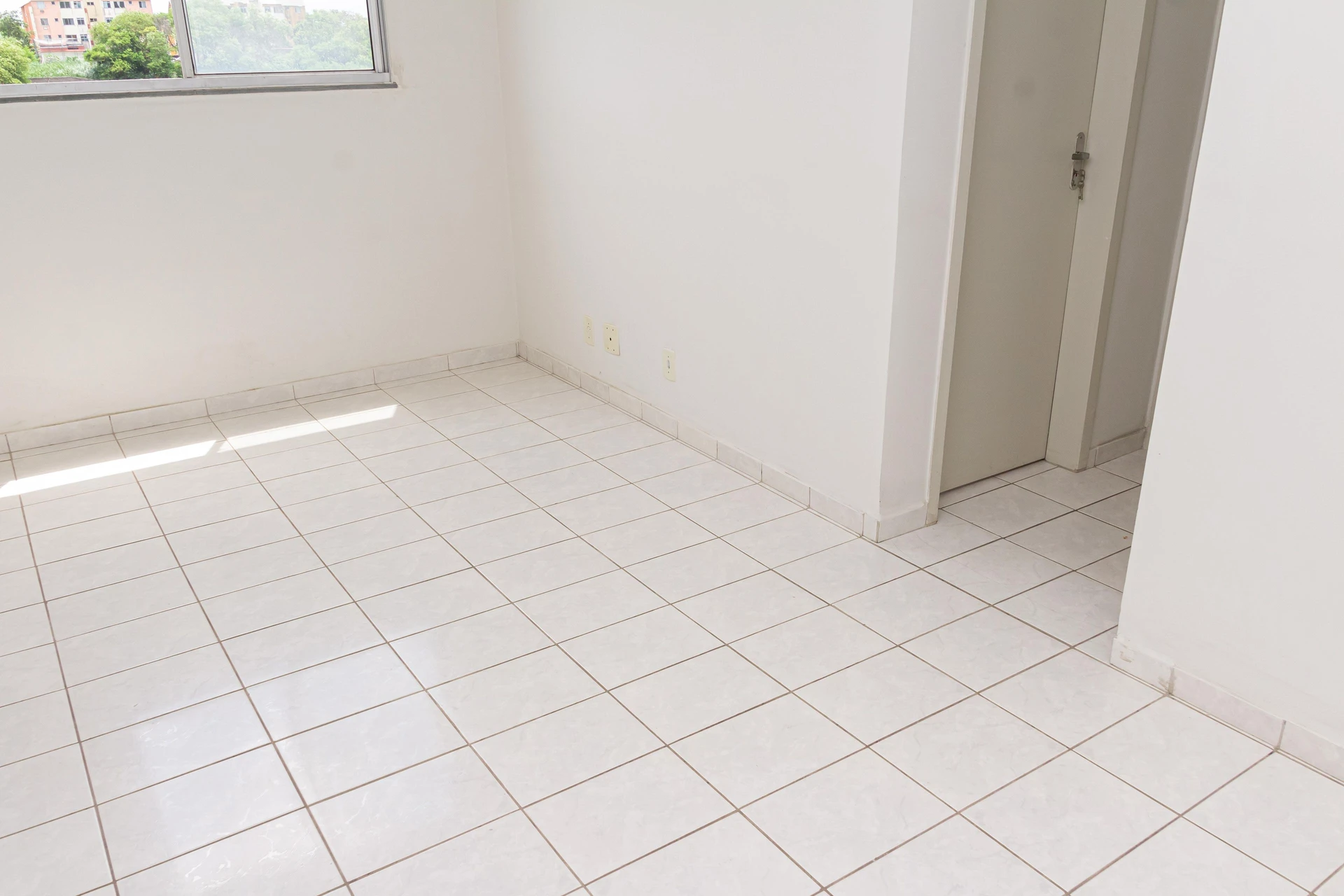Rental apartment with 2 bedrooms and 1 parking space — photo 13