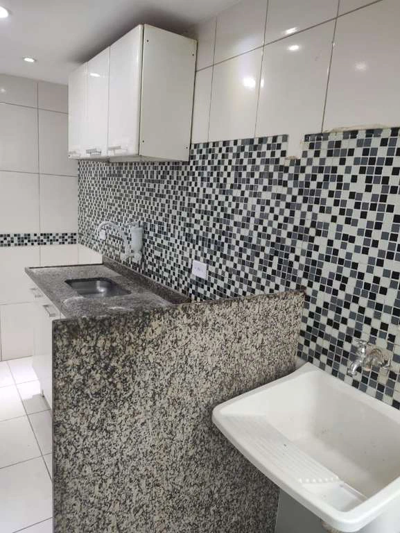 Apartamento de 2 quartos com cozinha fechada e 63 m² — photo 13