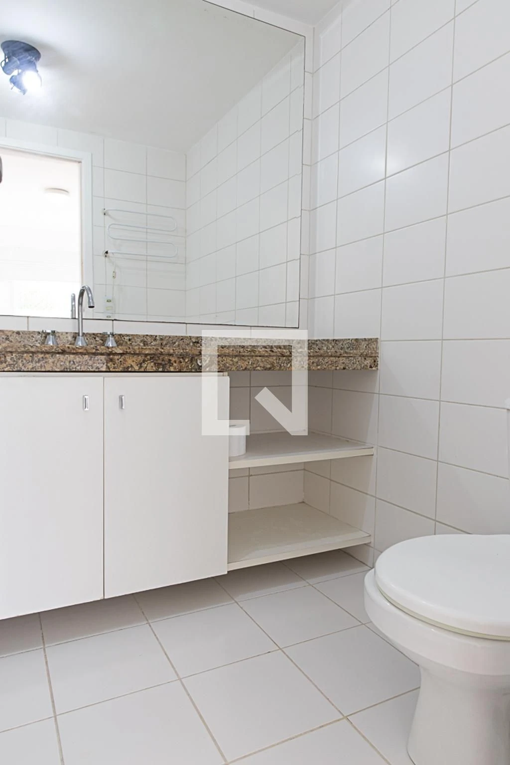 Apartment with 3 bedrooms, balcony and private BBQ — photo 42