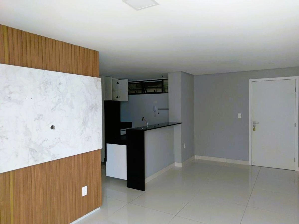 Apartamento con cocina abierta y cocina a gas