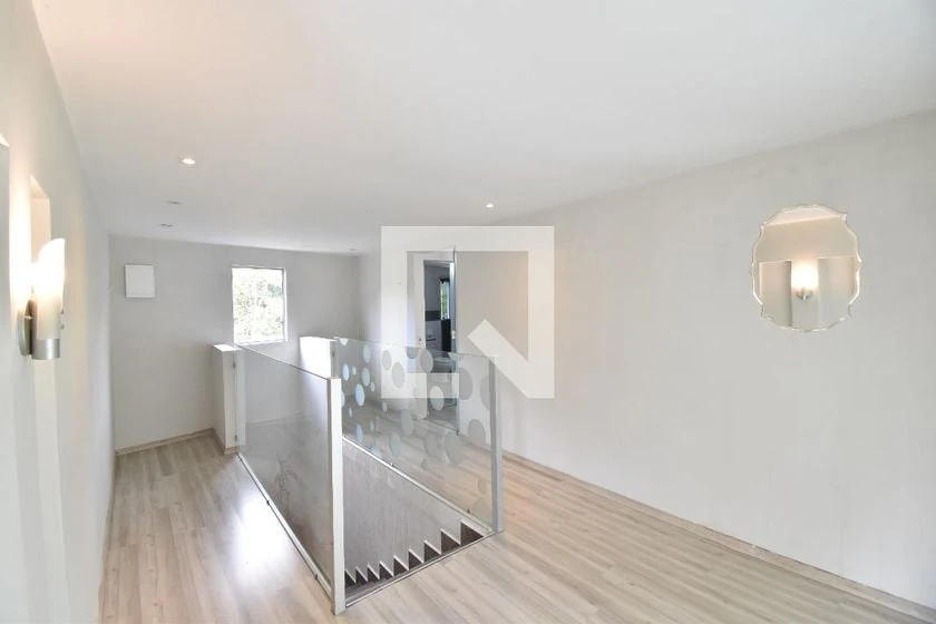 3-bedroom house with a home office — photo 29