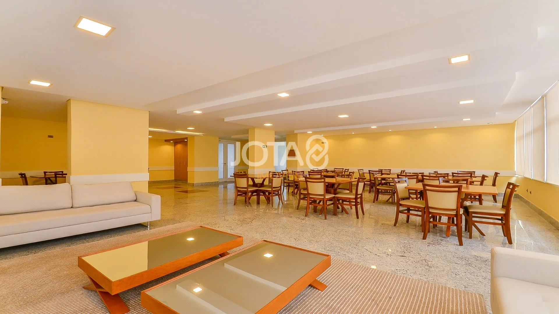 387 m² apartment with 3 bedrooms and a great open kitchen — photo 22