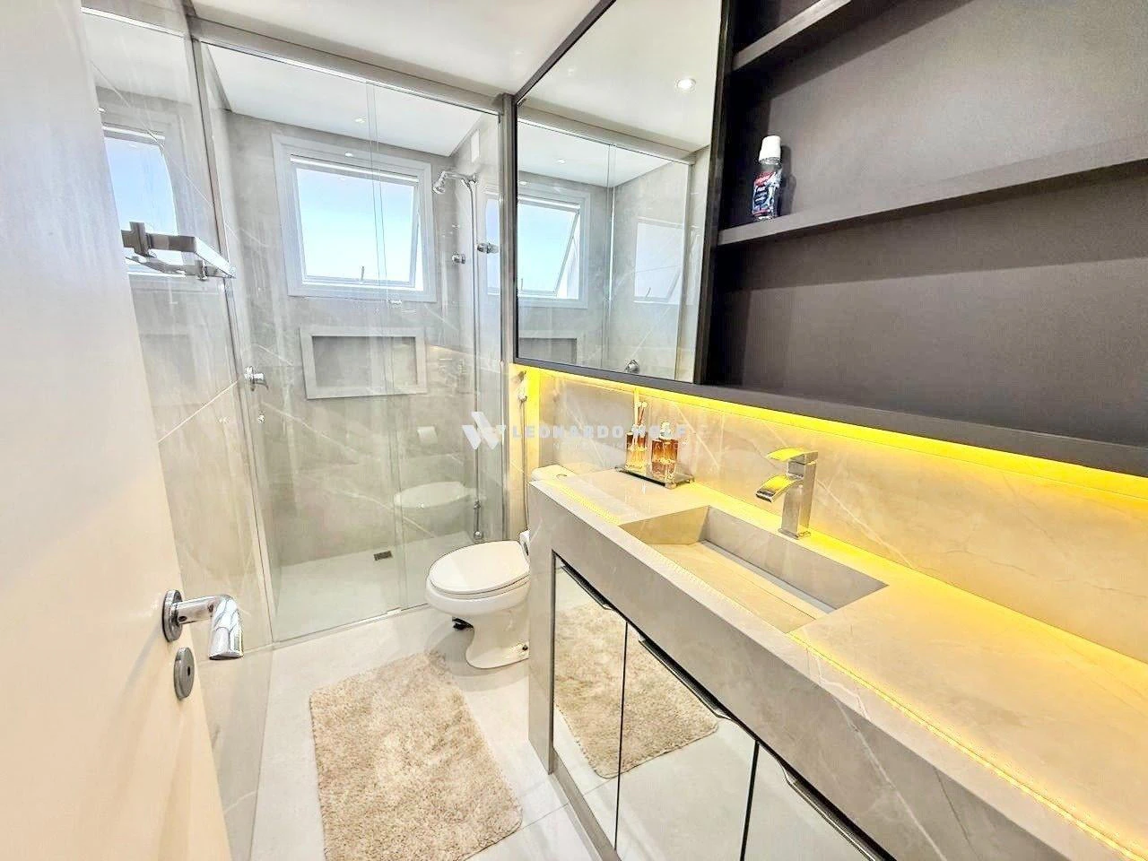 Квартира 143 м² з балконом із грилем та заскленим балконом — photo 20