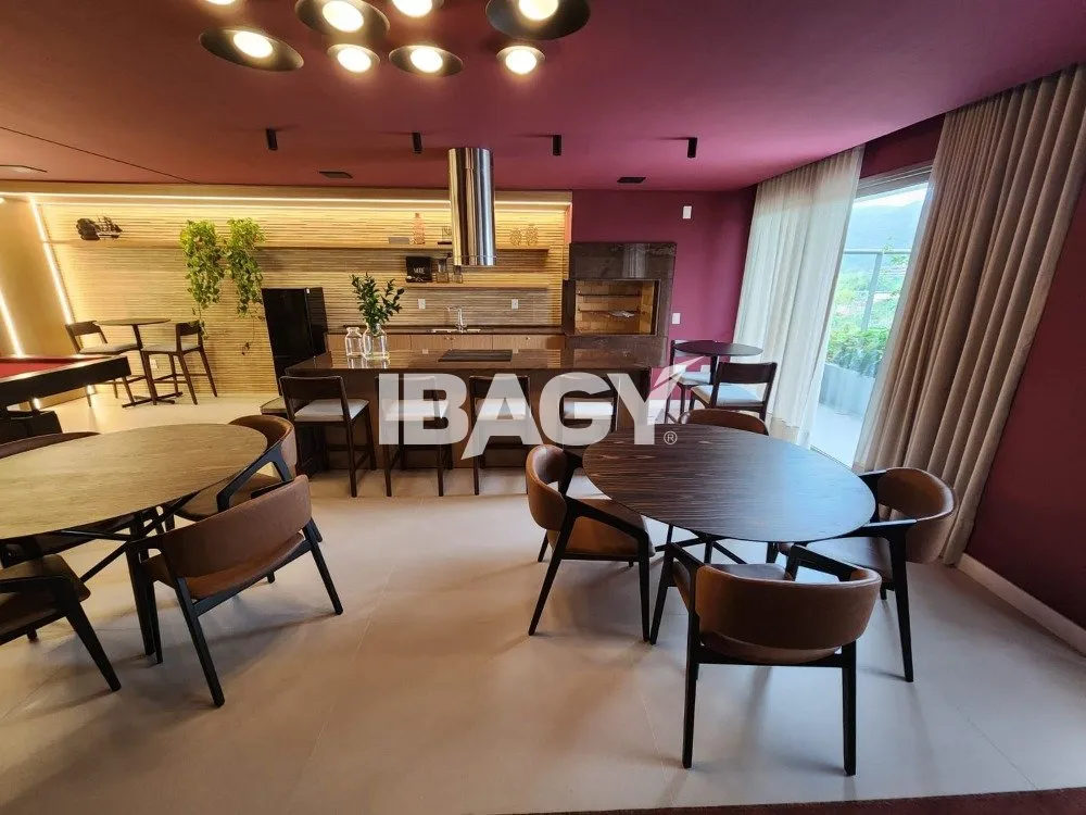 Furnished apartment, 116 m², with a grill on the balcony — photo 29