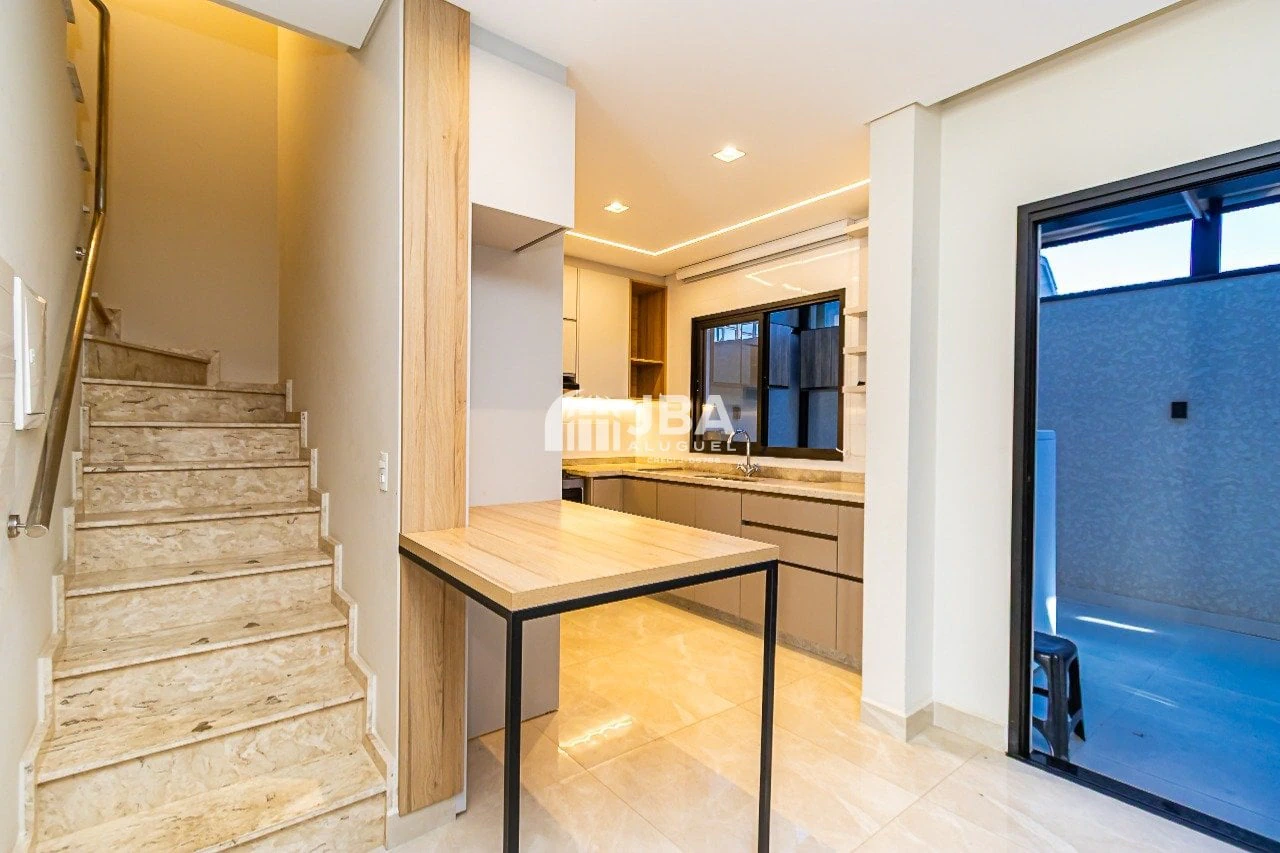 Casa de 125 m² con balcón gourmet y bañera — photo 24