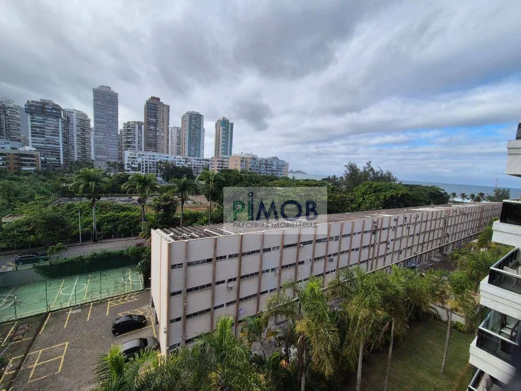 Furnished duplex penthouse with 3 bedrooms and 256 m² — photo 58