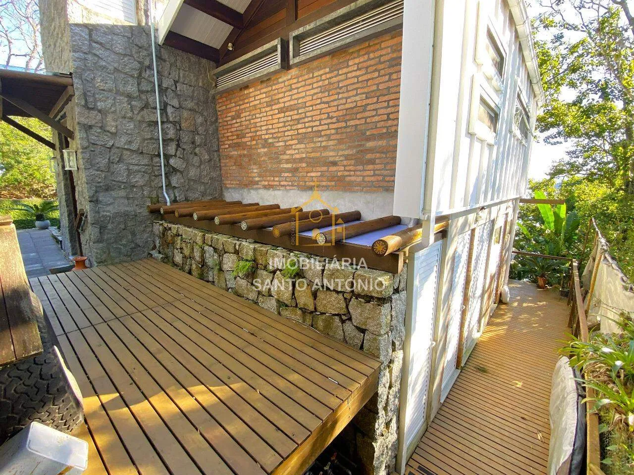 Furnished house with 2 en-suites and private BBQ — photo 48