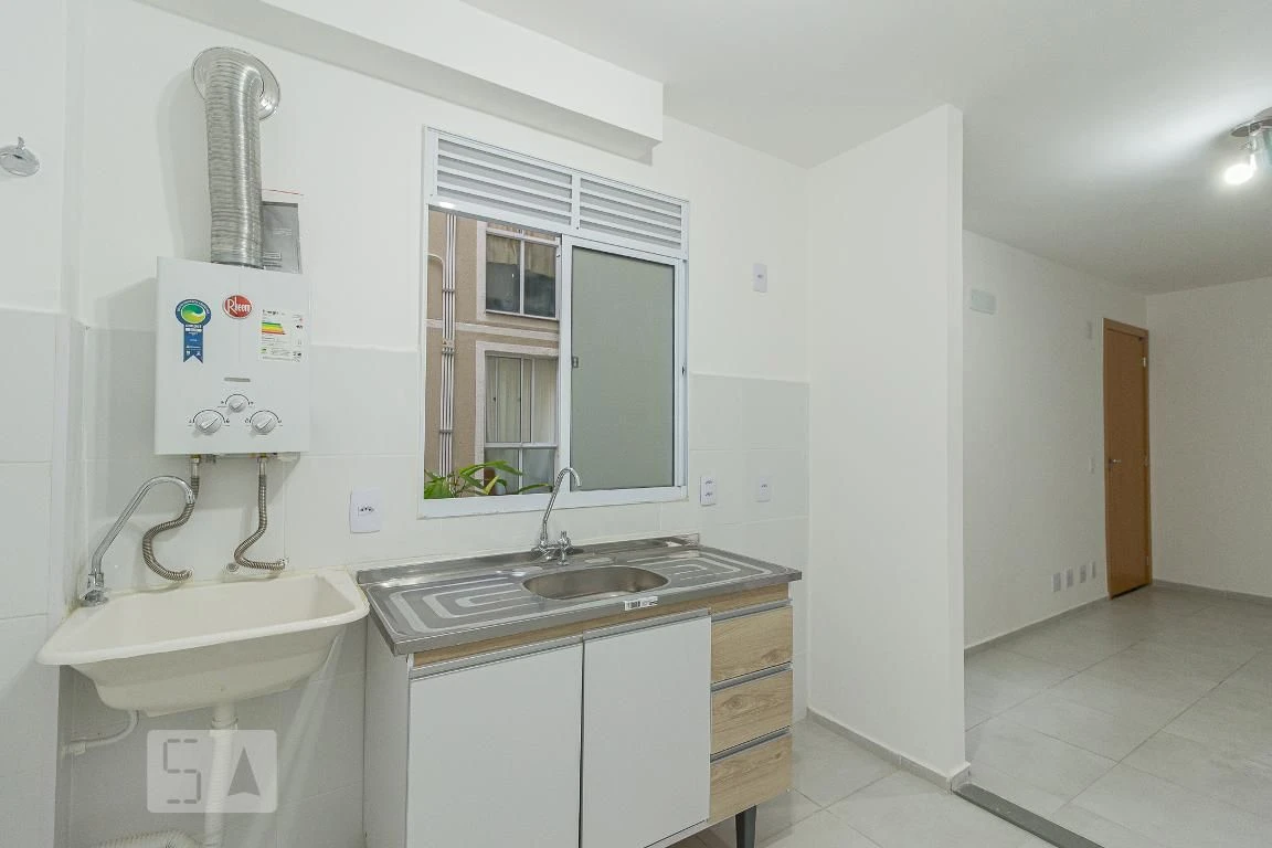 2-bedroom apartment in a building with a pool — photo 7