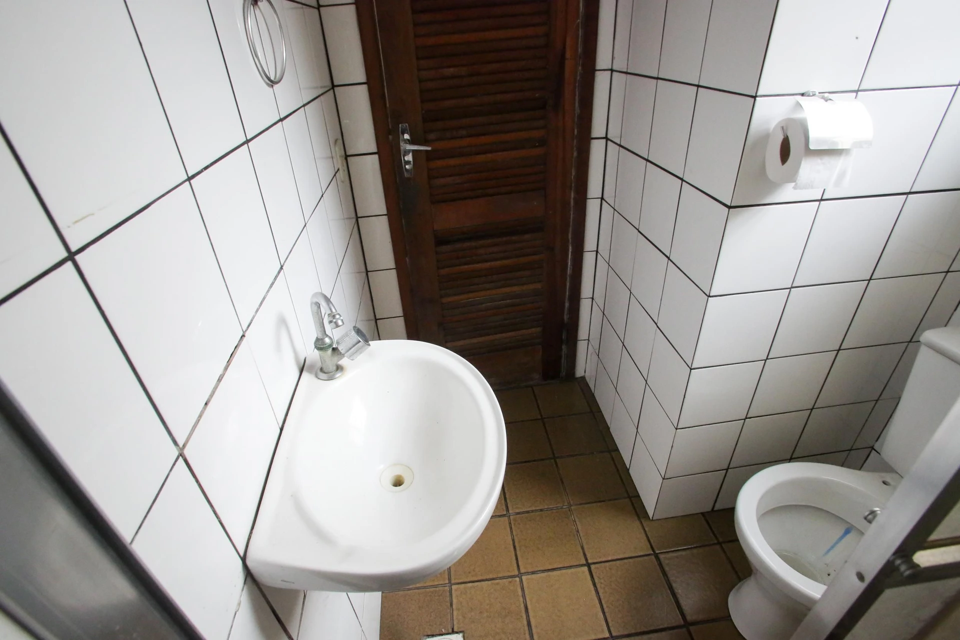 2-bedroom apartment with 2 bathrooms and no parking — photo 5