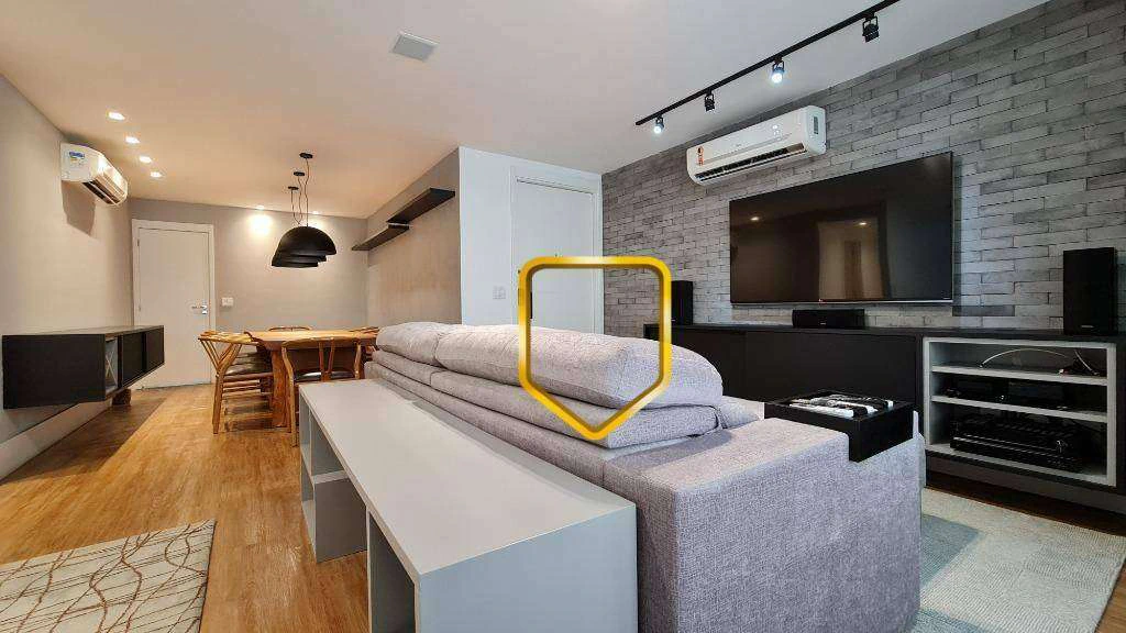 Furnished apartment with 3 en-suite bedrooms and 147 m² — photo 8