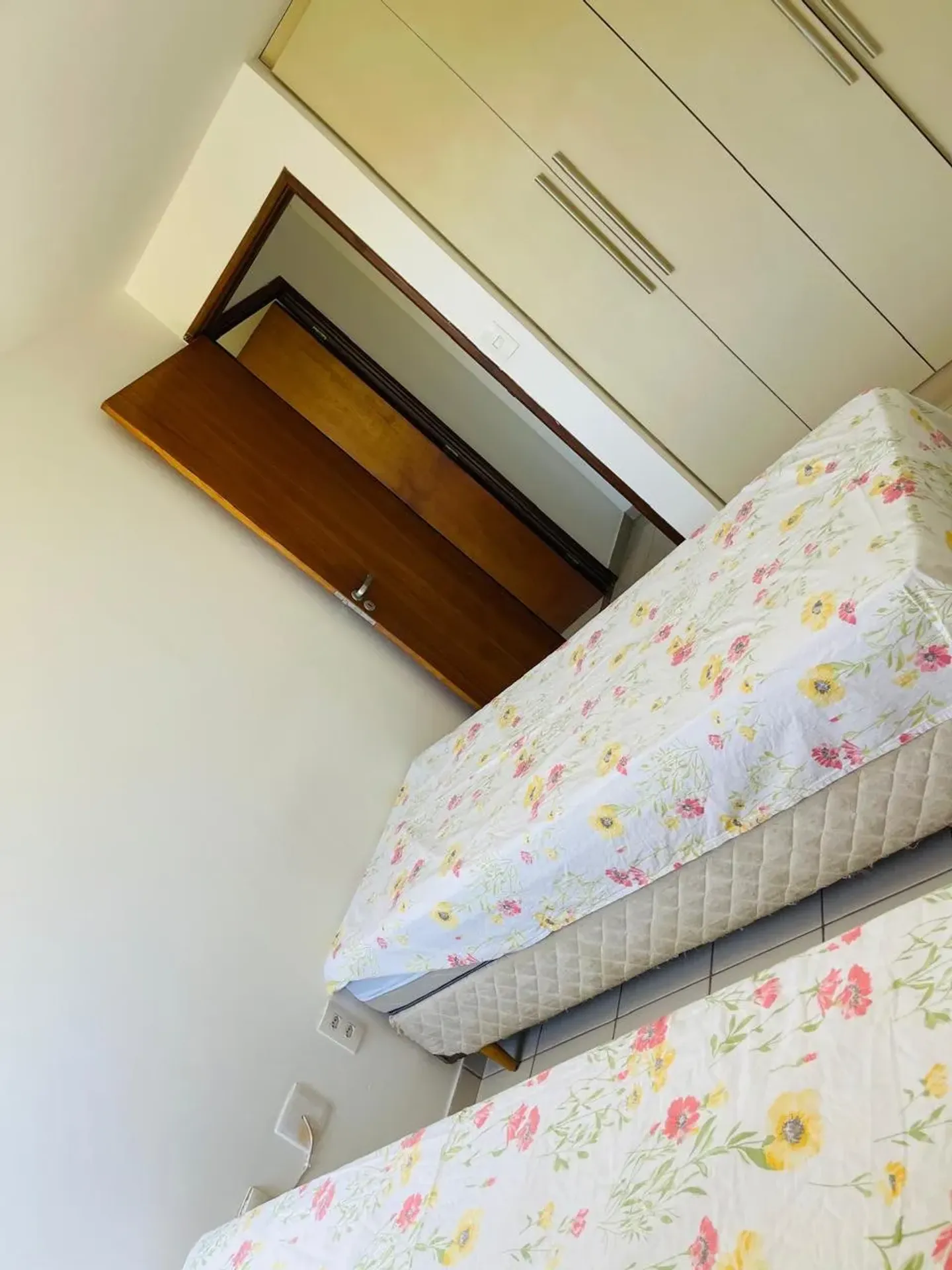 Furnished 2-bedroom apartment with en-suite on the 3rd floor — photo 4