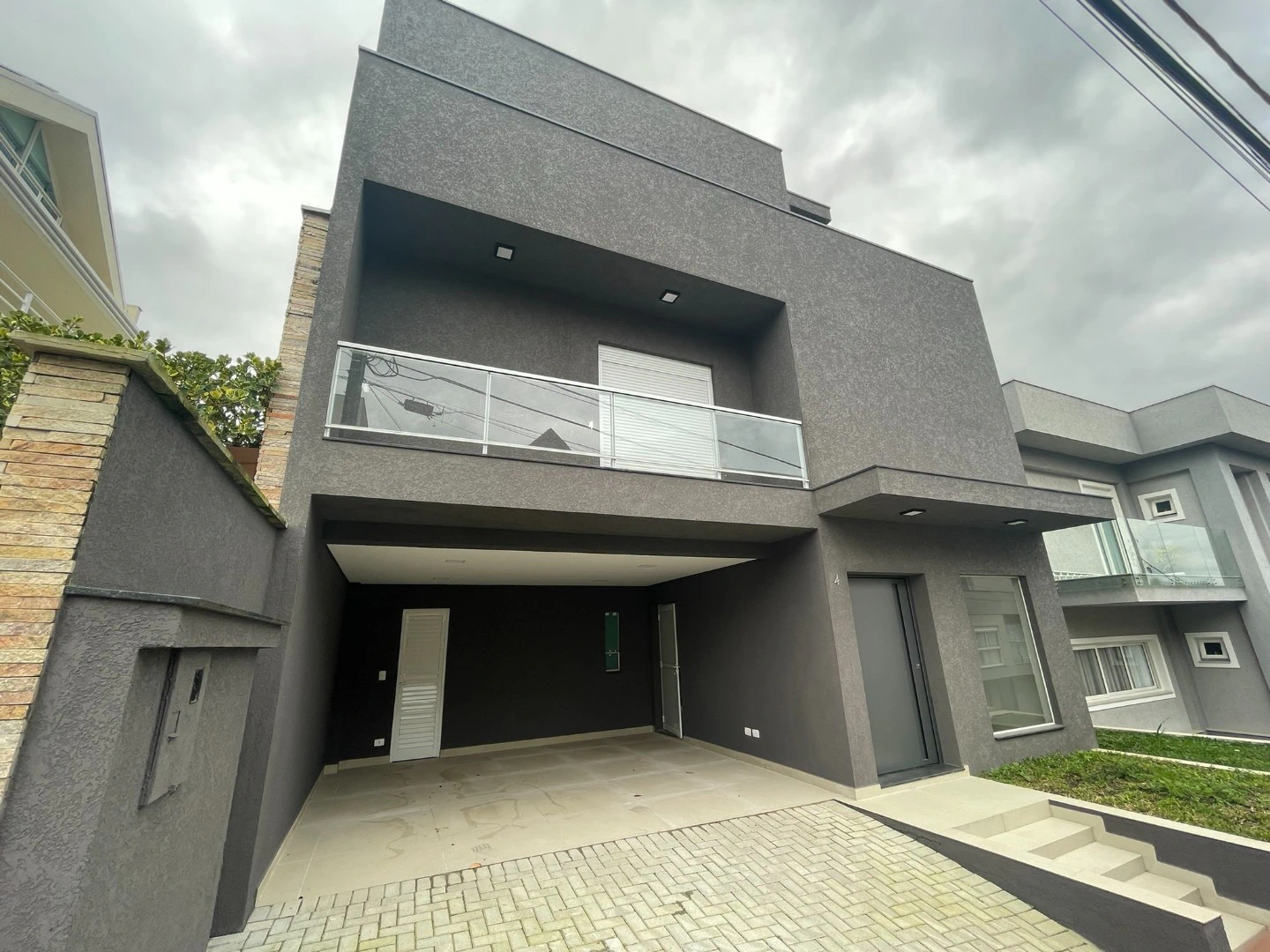 House with 4 en-suite bedrooms and private BBQ — photo 4