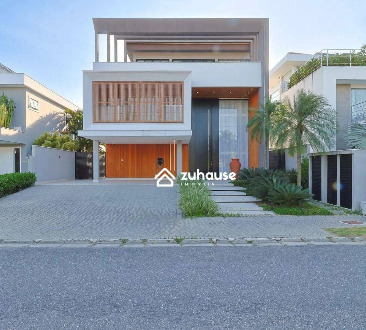 Unfurnished 622 m² house with 5 en-suite bedrooms