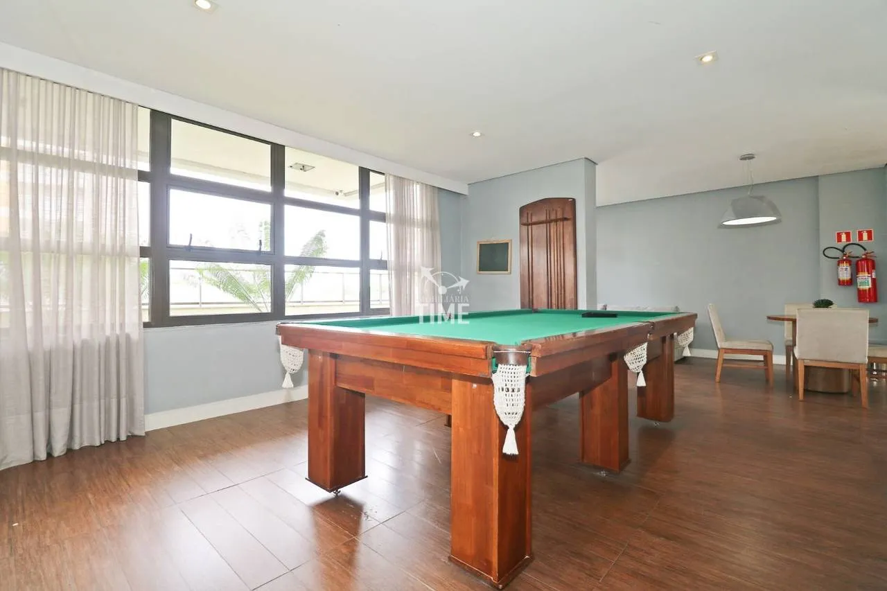 Wood or laminate floors in a 3-bedroom apartment, 78 m² — photo 118
