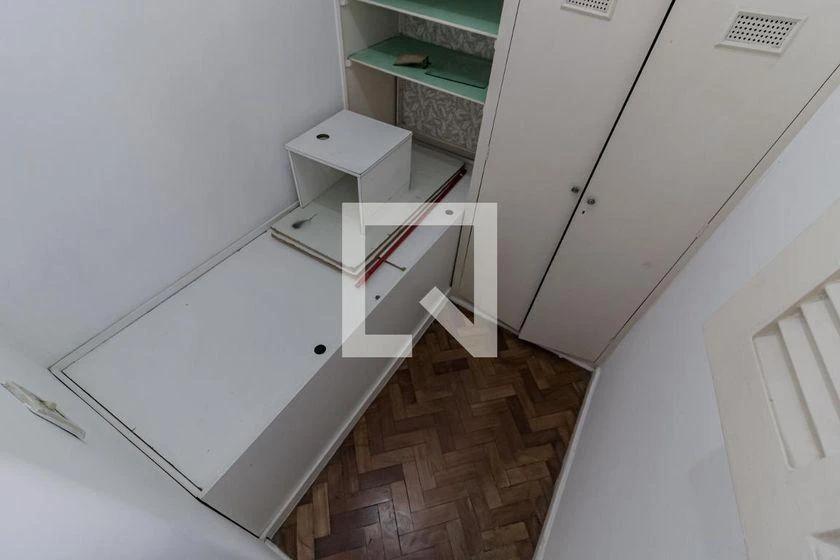 Rental apartment with 3 bedrooms, 160 m² and balcony — photo 43