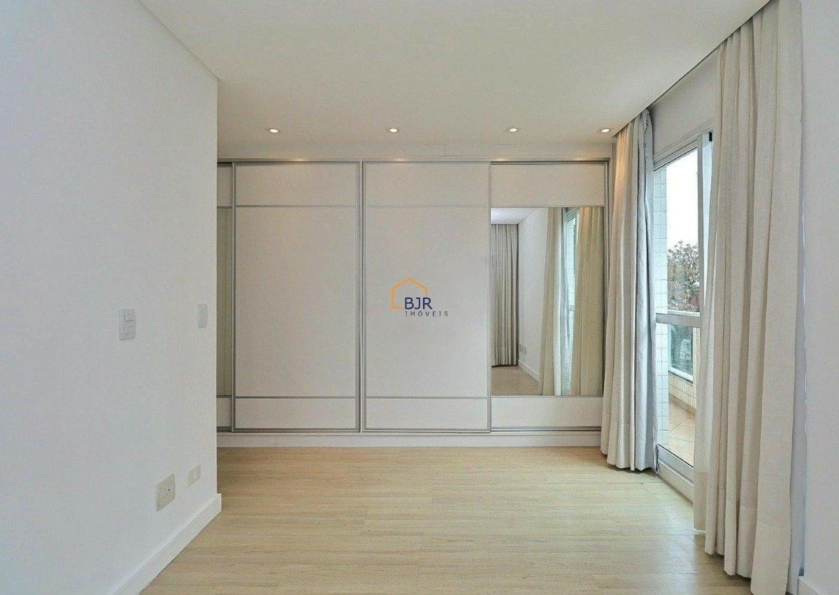 103 m² apartment with 2 bedrooms and 1 parking spot — photo 12