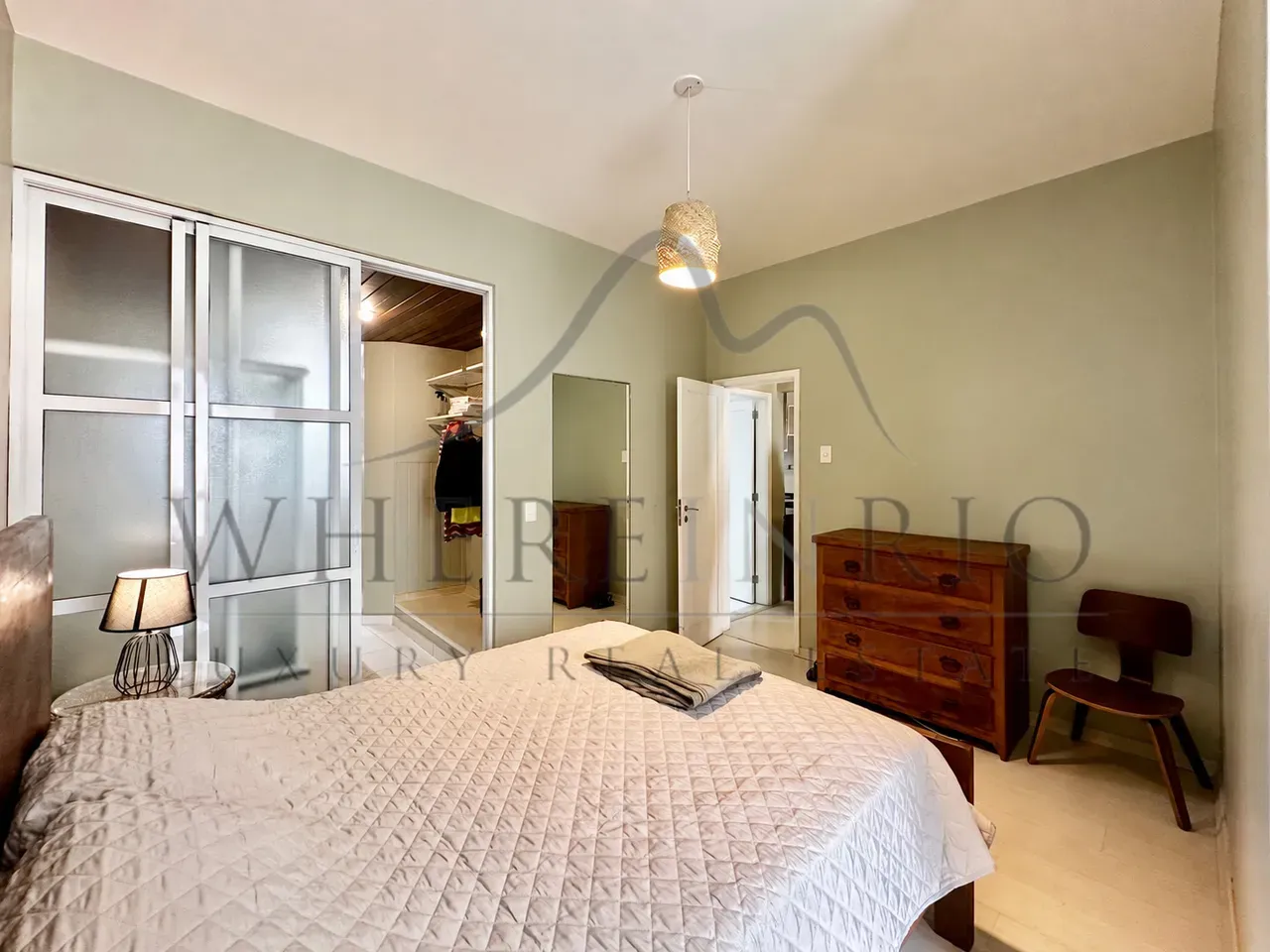 2-bedroom apartment with a bathtub in Rio de Janeiro — photo 12