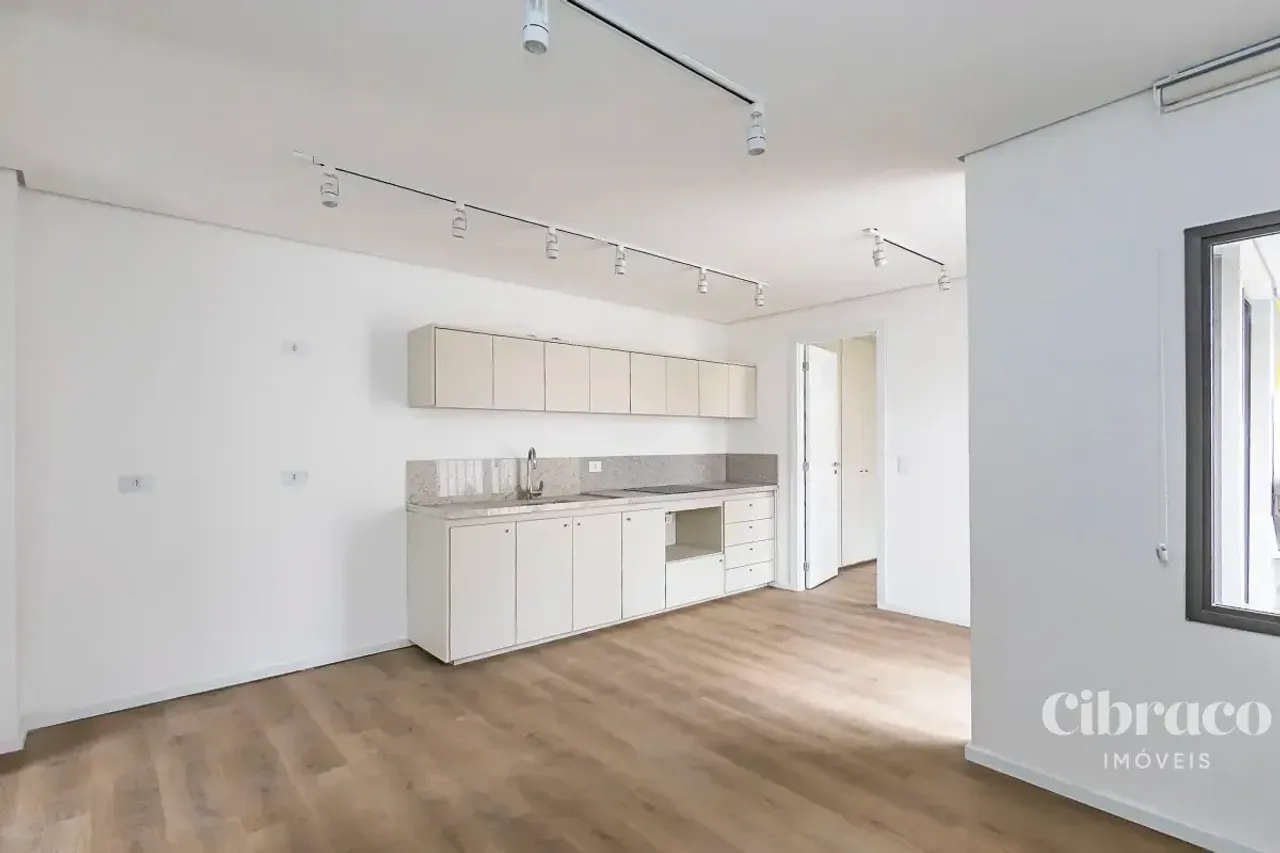 42 m² apartment with 1 bedroom and private balcony — photo 2
