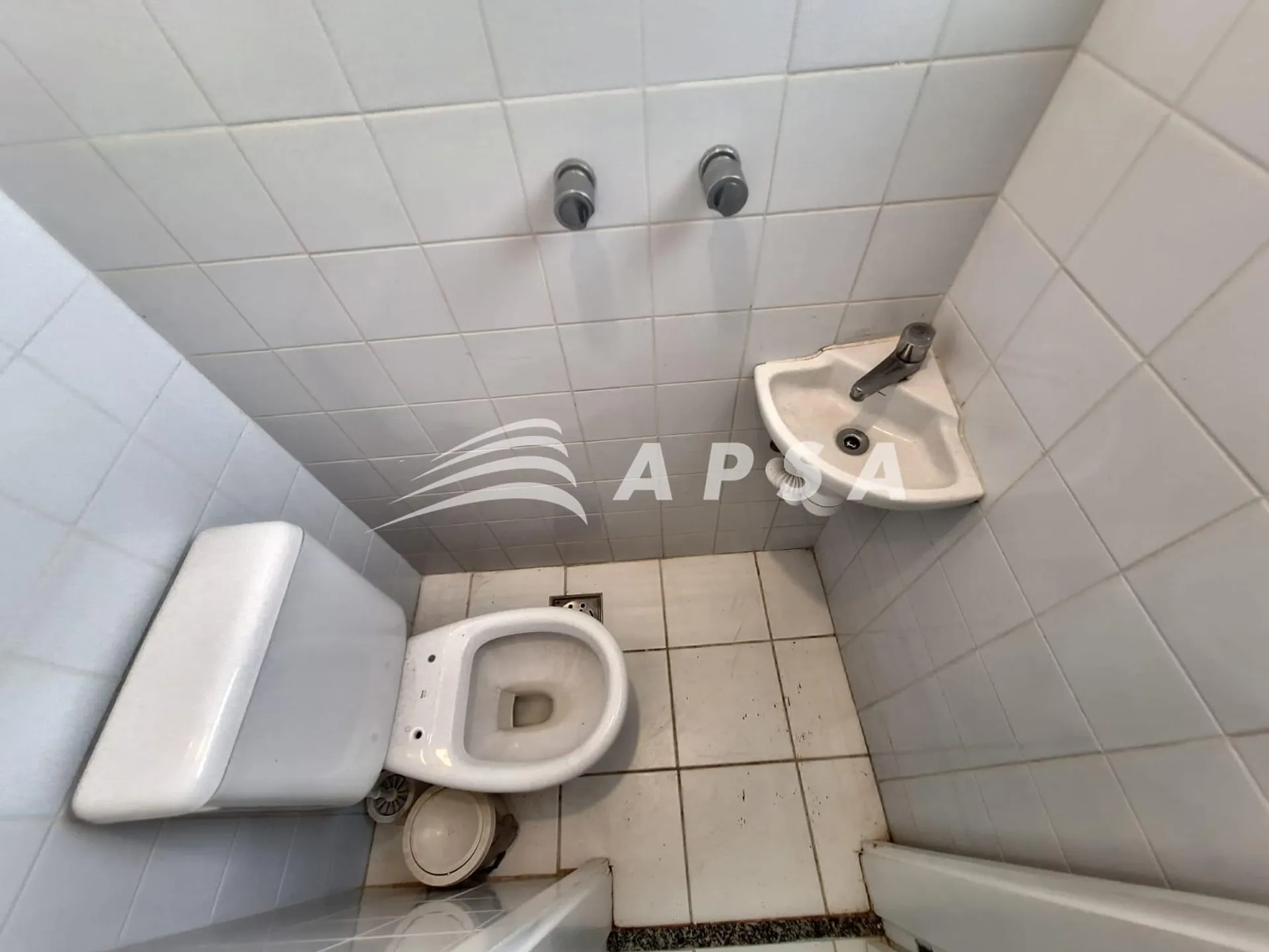 3-bedroom apartment with a private BBQ — photo 31