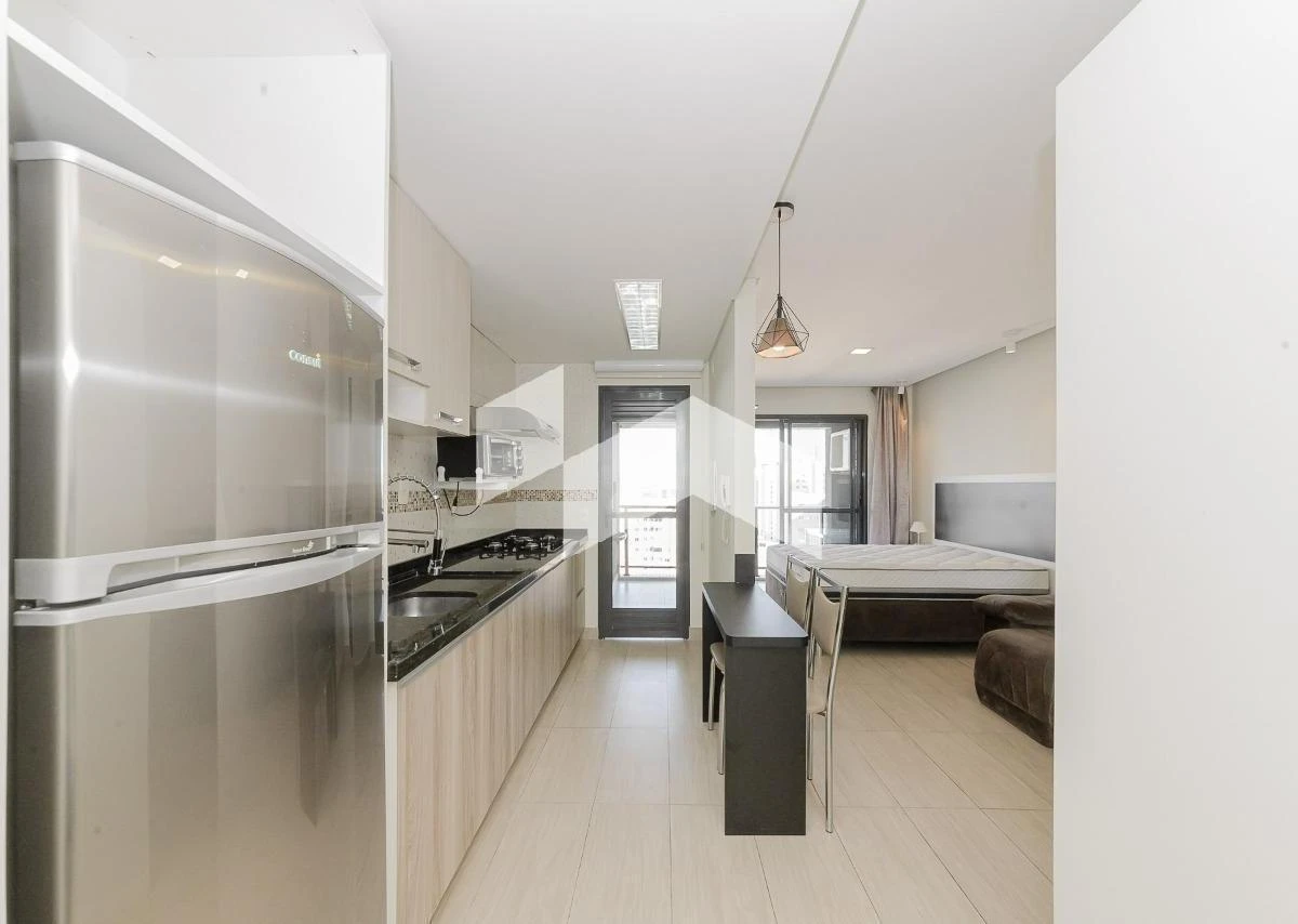Furnished studio in a building with a gym — photo 2