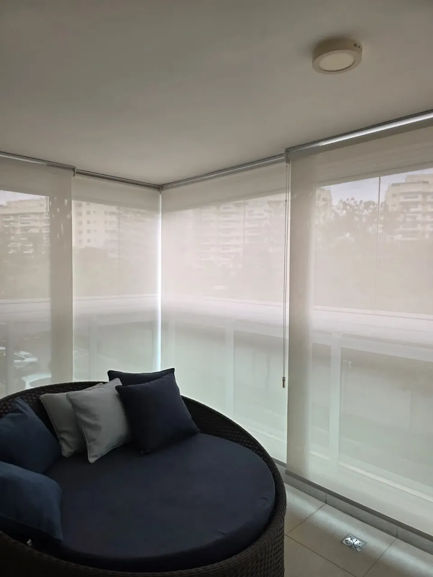 Furnished apartment, 174 m², with a grill on the balcony — photo 23