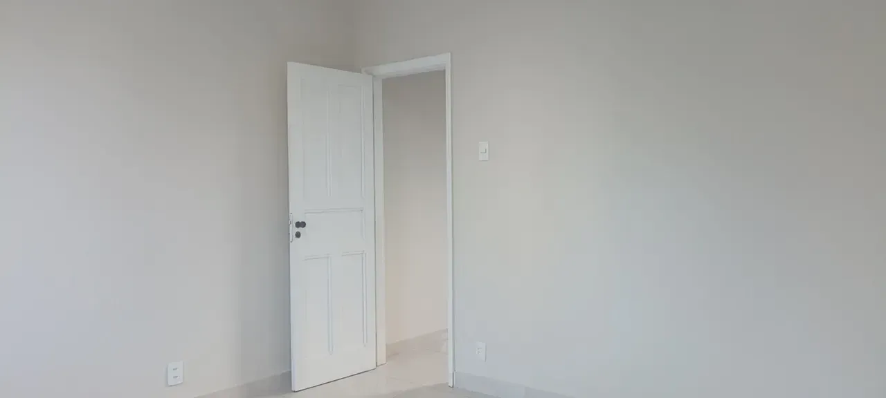 Apartamento de 65 m² com box de vidro no banheiro — photo 13